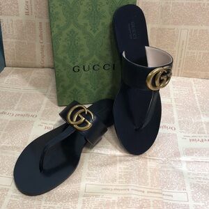 Gucci Women's Authentic Sandals